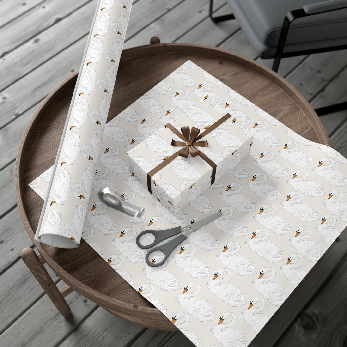 Swan Gift Wrap