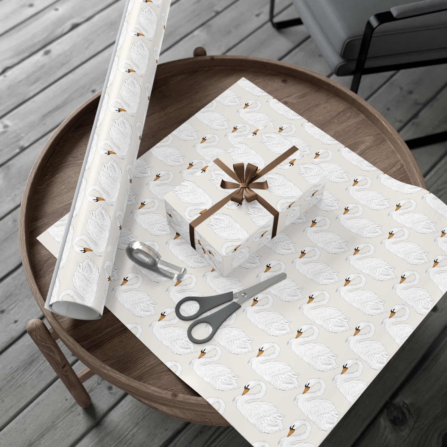 Swan Gift Wrap